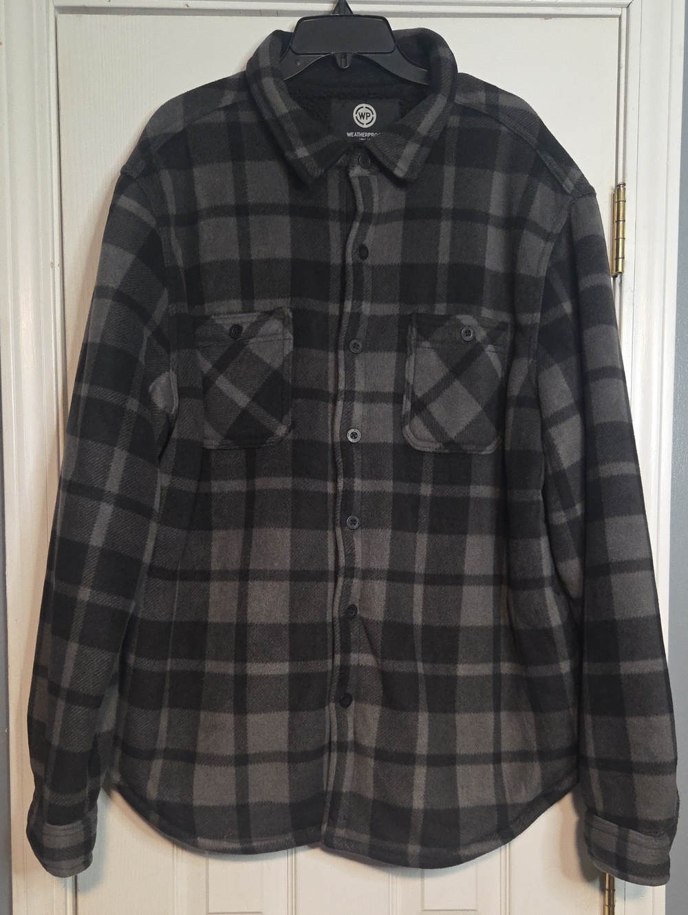 Weatherproof Men's Black and Gray Plaid Button-Down Sherpa Shirt Jacket